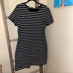 Old Navy Striped Shift Dress